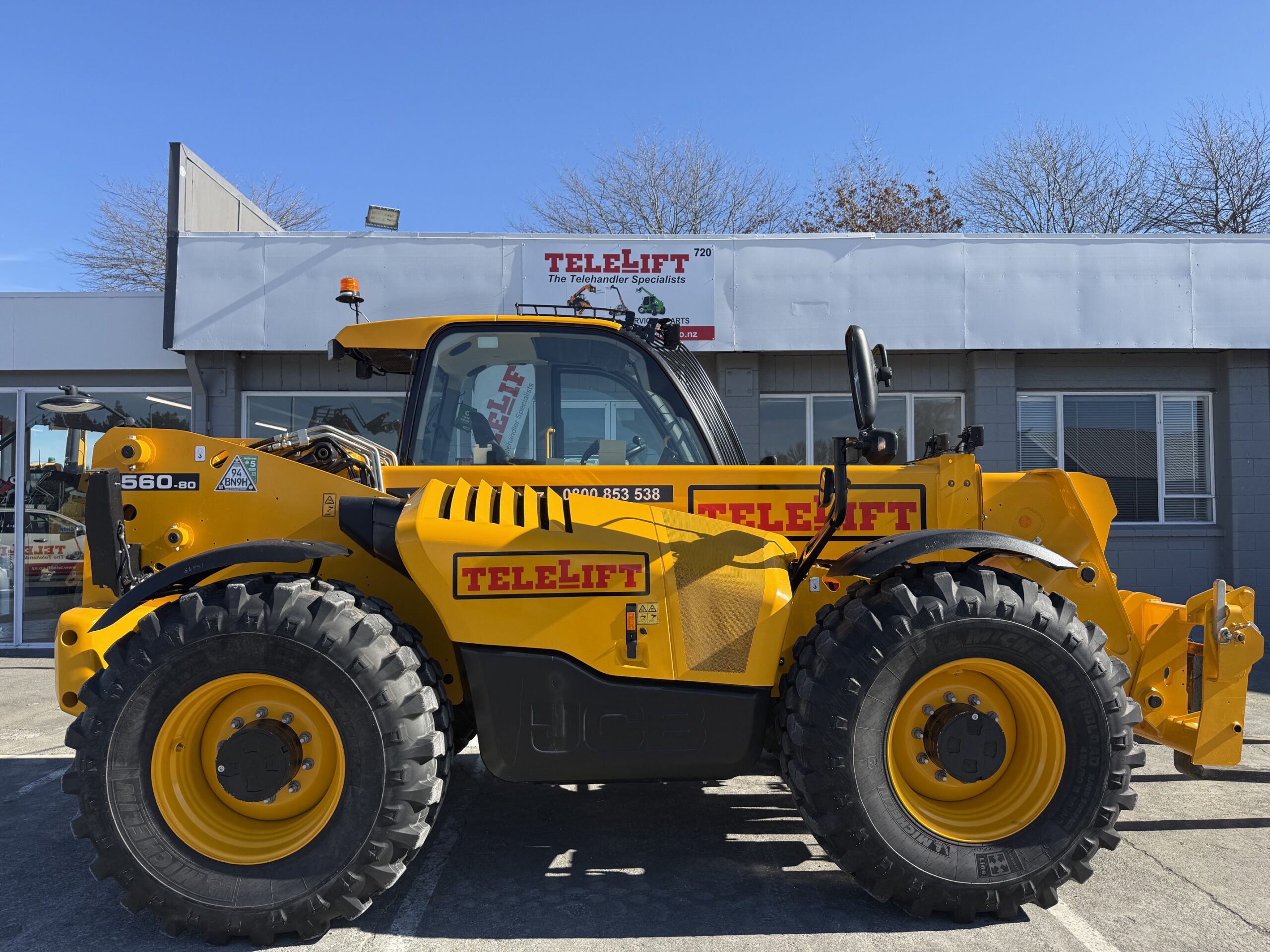 JCB 560-80